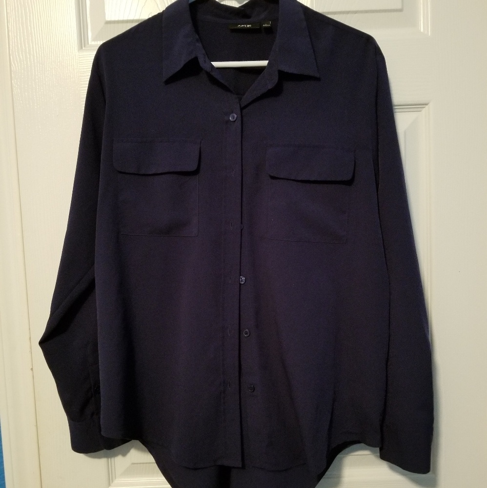 apt 9 Navy blouse